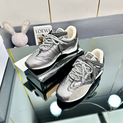 DIOR 26S RUNNING SNEAKER IN DARK SILVER CALFSKIN AND BEIGE SUEDE