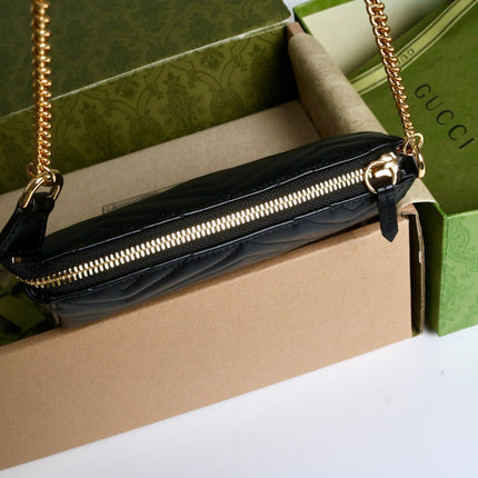 GUCCI 26S GG MARMONT MINI SHOULDER BAG 20 IN BLACK CALFSKIN