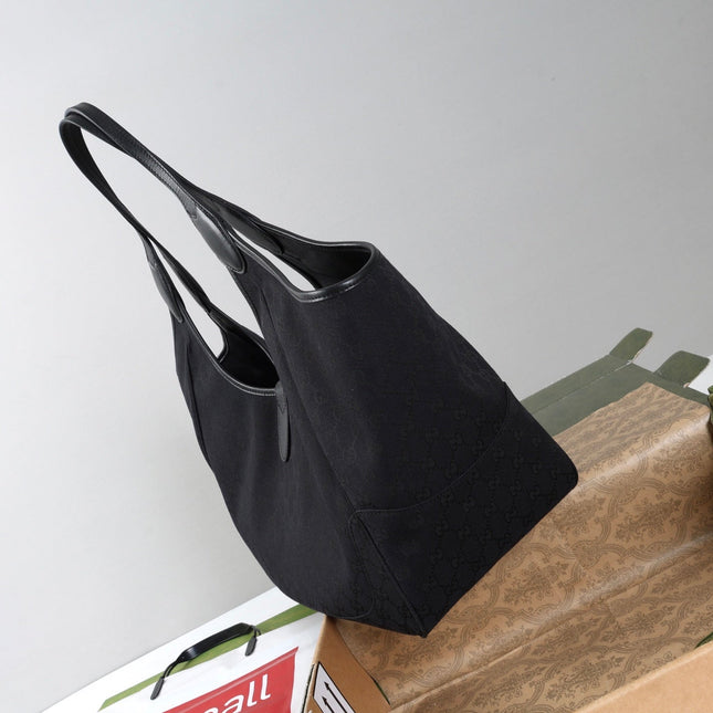 GUCCI 26S TOTE BAG 40 IN BLACK CANVAS