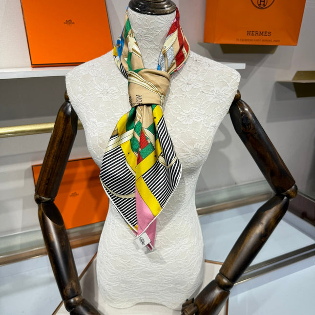 HERMES 26S SCARF 90 IN SILK 307103