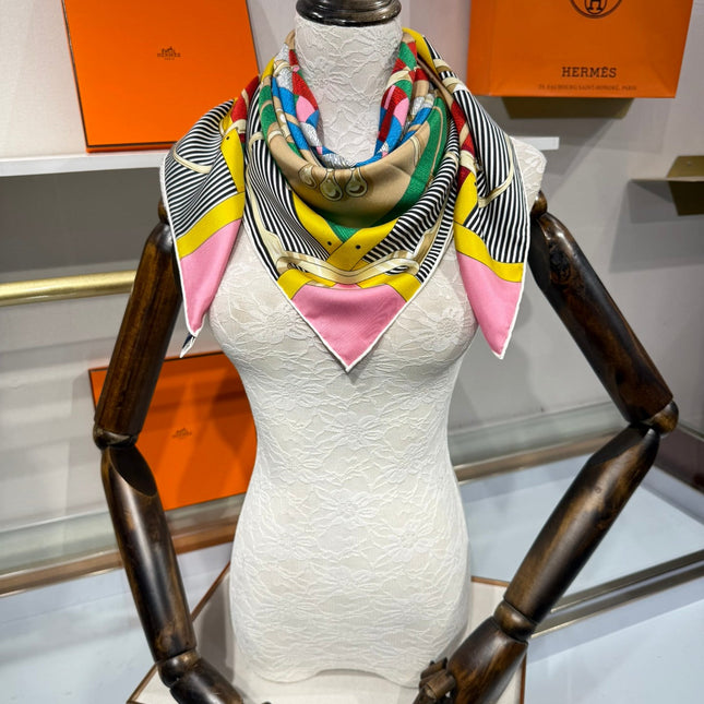 HERMES 26S SCARF 90 IN SILK 307103