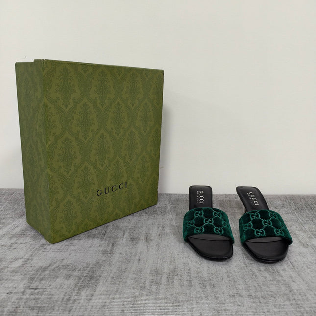 GUCCI 26S MULE SANDALS 55MM IN DARK GREEN VELVET GG EMBOSSED