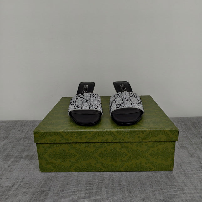 GUCCI 26S MULE SANDALS 55MM IN SILVER SATIN CRYSTAL GG