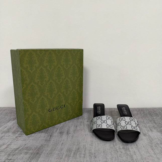 GUCCI 26S MULE SANDALS 55MM IN SILVER SATIN CRYSTAL GG