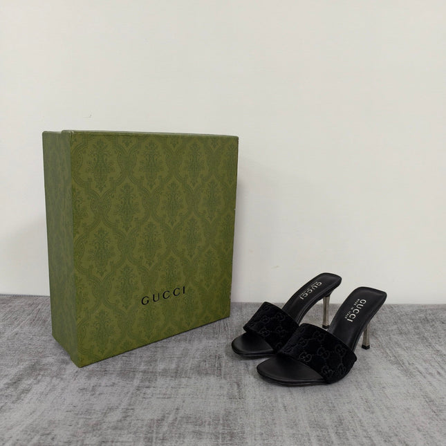 GUCCI 26S MULE SANDALS 85MM IN BLACK VELVET GG EMBOSSED