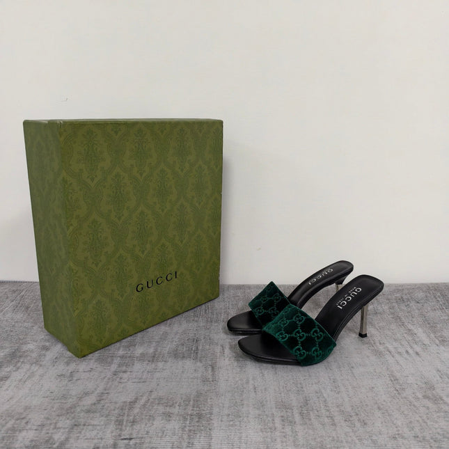 GUCCI 26S MULE SANDALS 85MM IN DARK GREEN VELVET GG EMBOSSED
