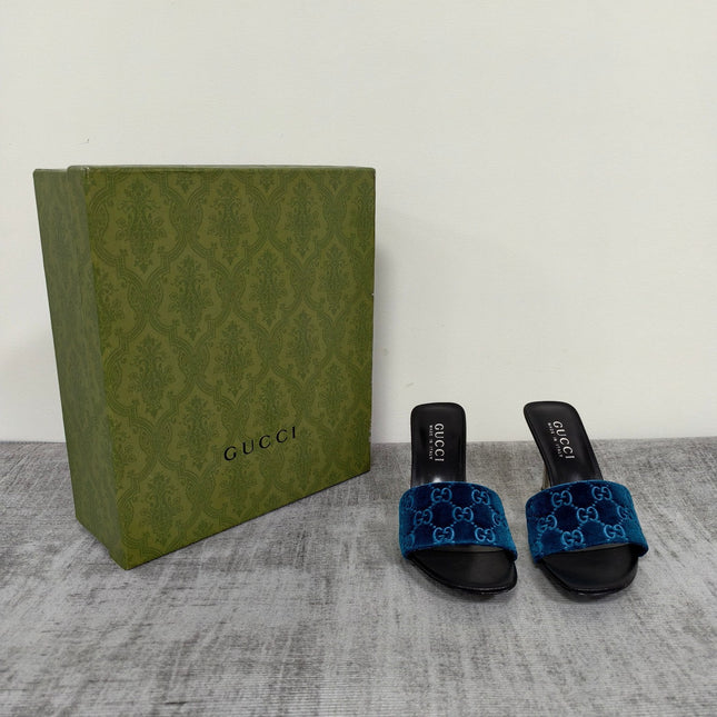 GUCCI 26S MULE SANDALS 85MM IN ROYAL BLUE VELVET GG EMBOSSED