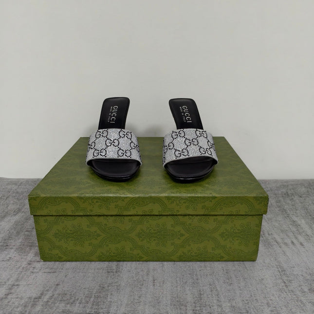 GUCCI 26S MULE SANDALS 85MM IN SILVER SATIN CRYSTAL GG