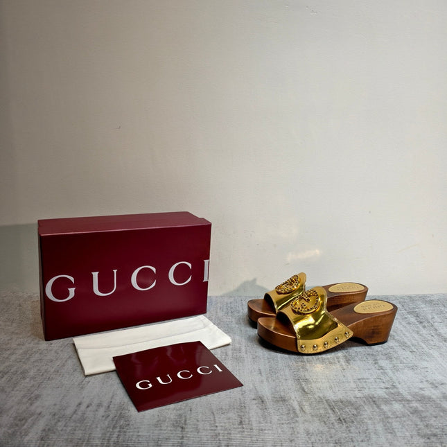 GUCCI 26S PLATFORM MULES IN GOLD CALFSKIN GOLD HARDWARE