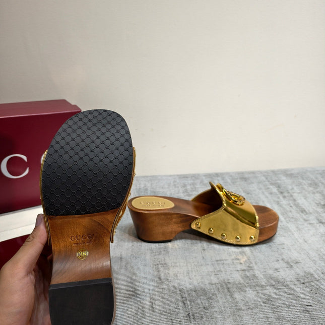 GUCCI 26S PLATFORM MULES IN GOLD CALFSKIN GOLD HARDWARE