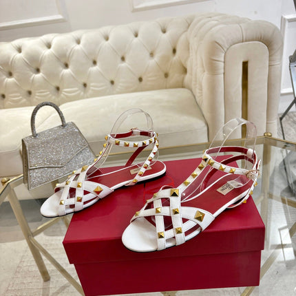 VALENTINO 26S SANDALS IN WHITE CALFSKIN WITH STUD-EMBELLISHED