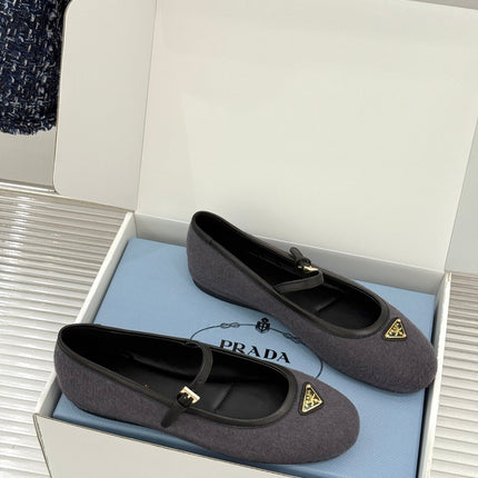 PRADA 26S MARY JANE  FLATS IN CHARCOAL GREY FELTED FABRIC