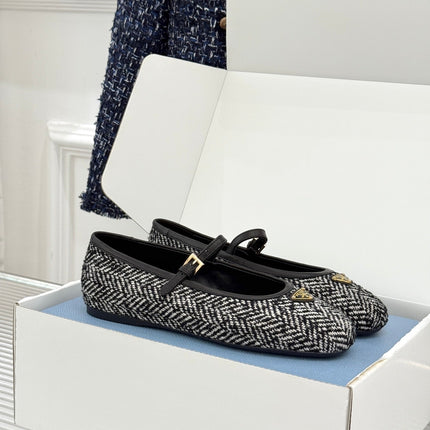 PRADA 26S MARY JANE  FLATS IN BLACK MIX WHITE TWEED