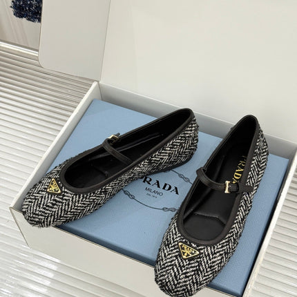 PRADA 26S MARY JANE  FLATS IN BLACK MIX WHITE TWEED