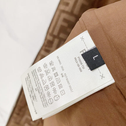 FENDI 26S ZIP-UP JACKET 572