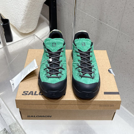 ALO 25S SALOMON AERO GLIDE 3 IN BLACK AND GREEN SUEDE