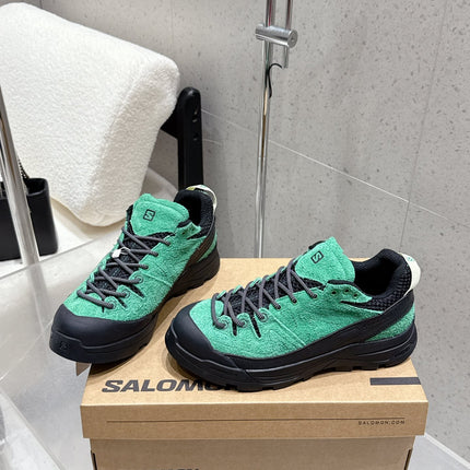 ALO 25S SALOMON AERO GLIDE 3 IN BLACK AND GREEN SUEDE