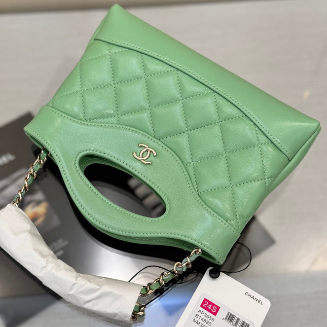 CHANEL 25S SHOPPING BAG 20 CM IN SAGE GREEN LAMBSKIN