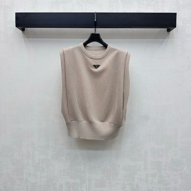 PRADA 26S SLEEVELESS SWEATER STYLE 922