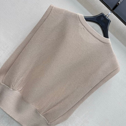 PRADA 26S SLEEVELESS SWEATER STYLE 922