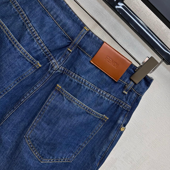 FENDI 26S SHORTS 302