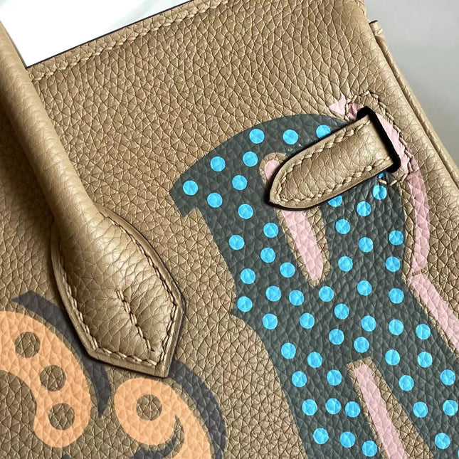 BIRKIN 25 BAG IN PEANUT BROWN CALFSKIN WITH COLORFUL STICKER