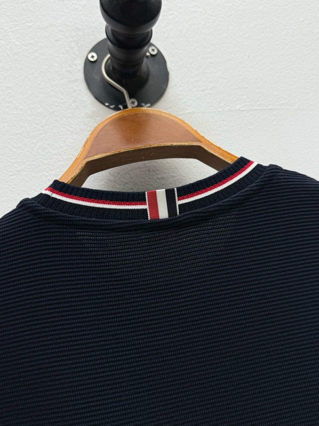 THOM 26S CREW NECK T-SHIRT STYLE 204