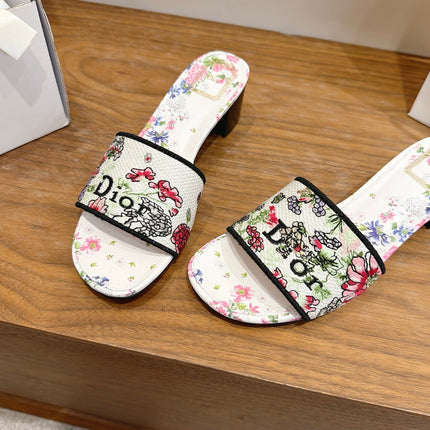 DIOR 26S BLOCK HEEL SLIDE SANDALS IN MULTICOLOR EMBROIDERED CANVAS 002