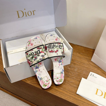 DIOR 26S BLOCK HEEL SLIDE SANDALS IN MULTICOLOR EMBROIDERED CANVAS 002