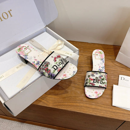 DIOR 26S BLOCK HEEL SLIDE SANDALS IN MULTICOLOR EMBROIDERED CANVAS 002