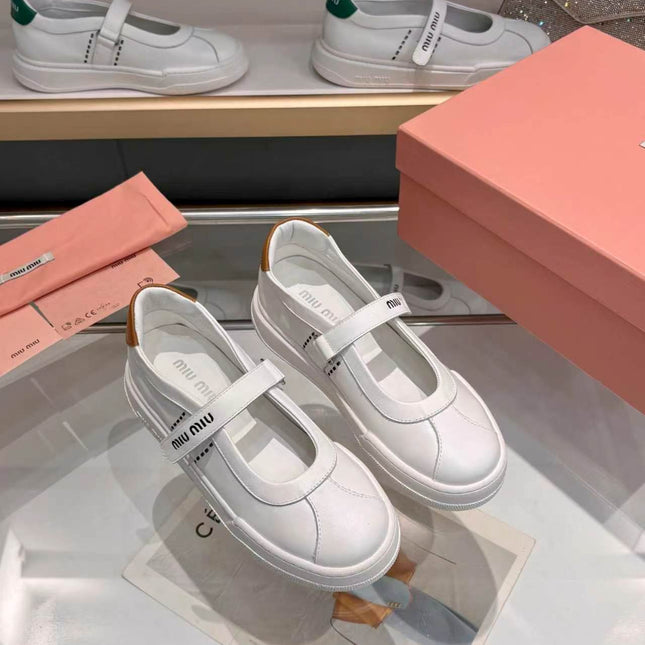 MIUMIU 26S MARY JANE BALLERINAS IN WHITE AND TAN BROWN CALFSKIN