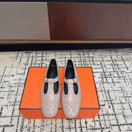 HM 26S PERFORATED BALLET FLATS IN BEIGE CALFSKIN