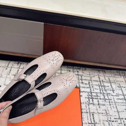 HM 26S PERFORATED BALLET FLATS IN BEIGE CALFSKIN