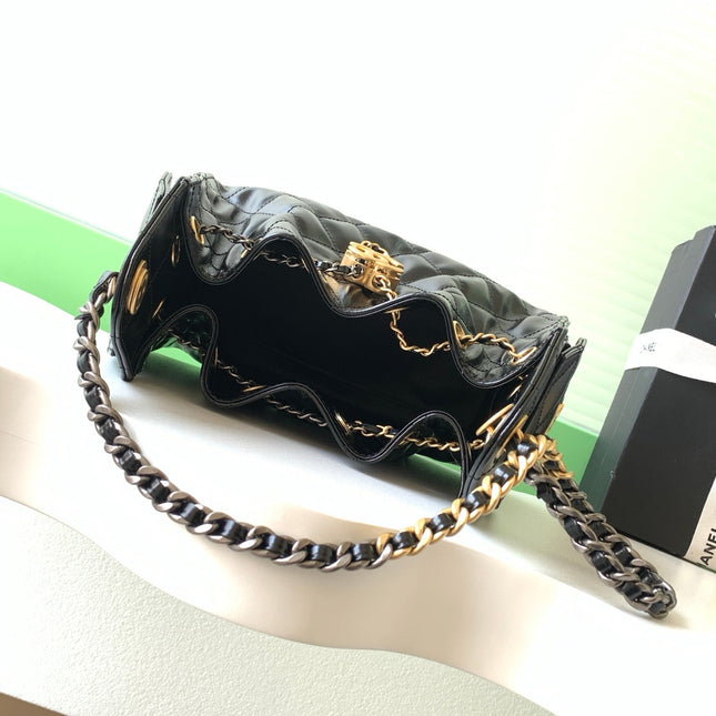 CHANEL 25S HOBO BAG 22 IN BLACK GLOSSY CALFSKIN WITH GOLD HARDWARE