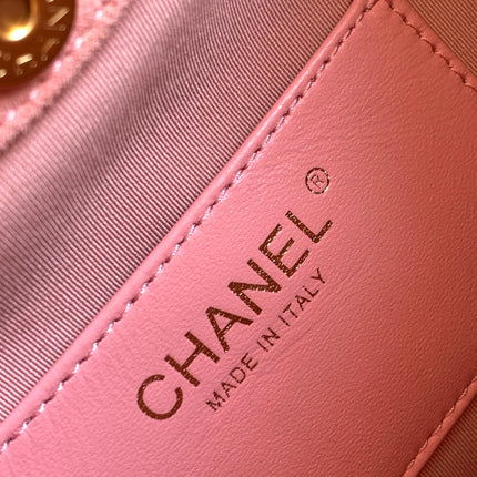 CHANEL 26S HAND BAG LARGE 32 IN PINK SUEDE GOLD HARDWARE