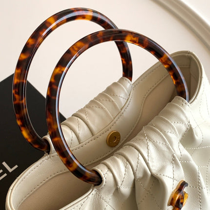 CHANEL 26S HAND BAG 32 IN IVORY WHITE LAMBSKIN GOLD HARDWARE