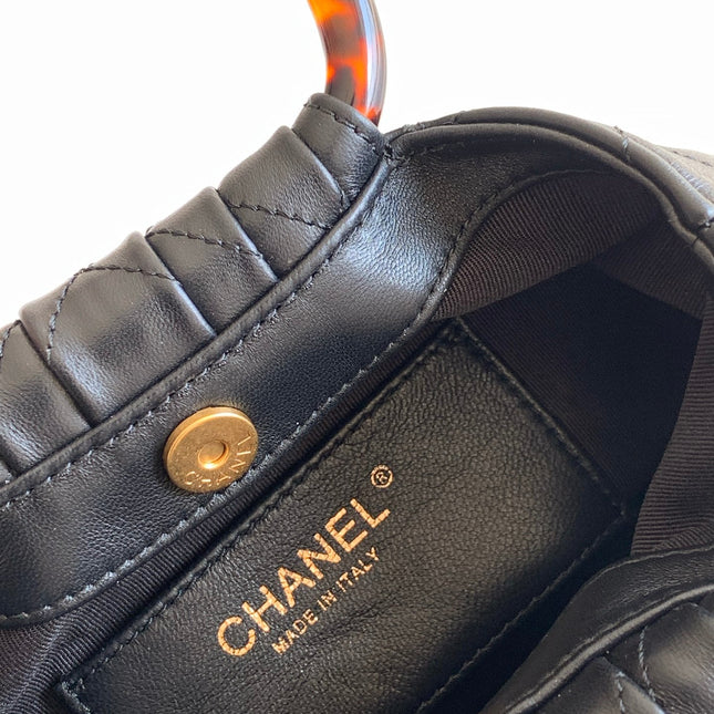 CHANEL 26S HAND BAG LARGE 32 IN BLACK LAMBSKIN GOLD HARDWARE