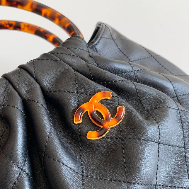 CHANEL 26S HAND BAG LARGE 32 IN BLACK LAMBSKIN GOLD HARDWARE