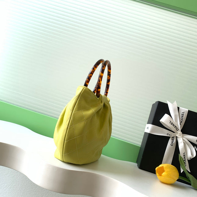 CHANEL 26S HAND BAG MEDIUM 24 IN LIME YELLOW LAMBSKIN GOLD HARDWARE