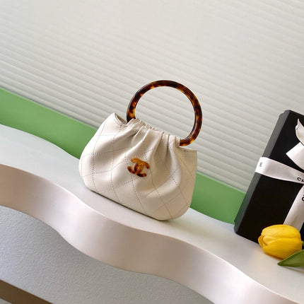 CHANEL 26S HAND BAG 12 IN IVORY WHITE LAMBSKIN GOLD HARDWARE