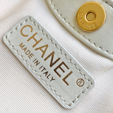 CHANEL 26S HAND BAG 12 IN IVORY WHITE LAMBSKIN GOLD HARDWARE
