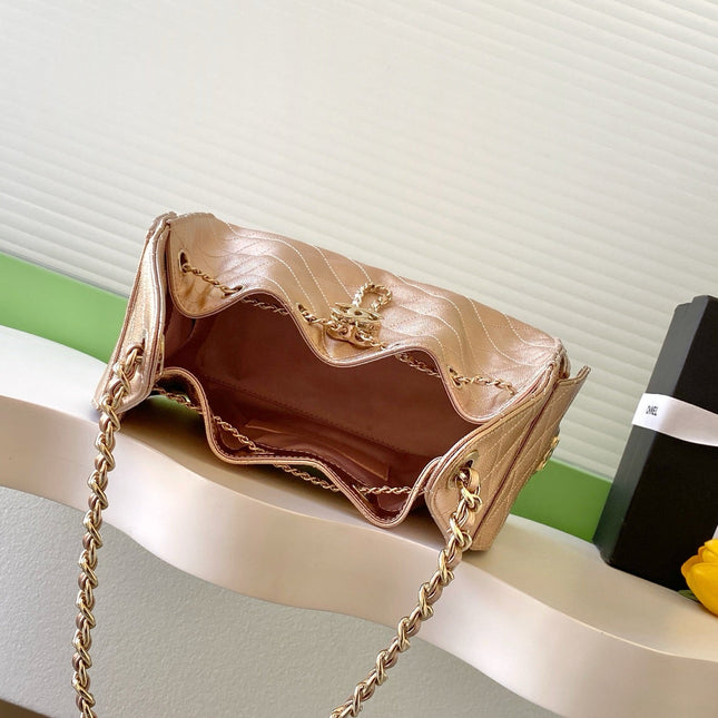 CHANEL 25S HOBO BAG 30 IN ROSE METALLIC CAVIAR