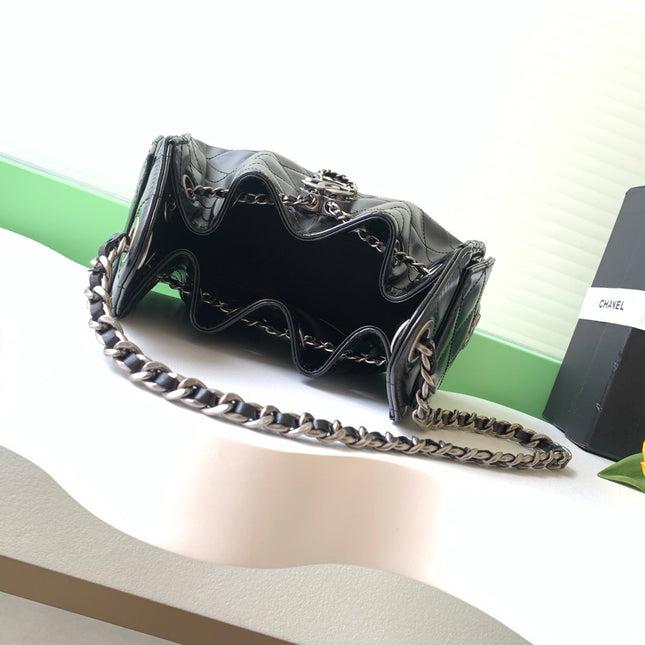 CHANEL 26S HOBO BAG 22 IN BLACK CALFSKIN