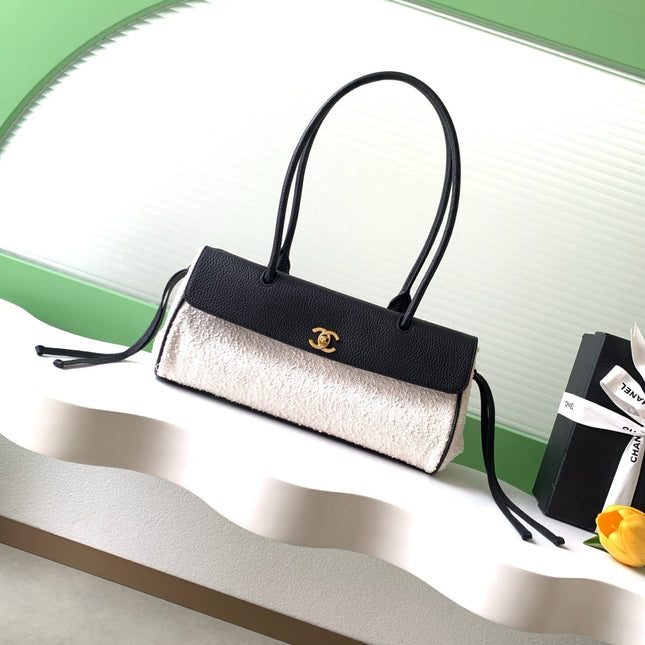 CHANEL 26S TOP HANDLE SHOPPING BAG 30 IN BLACK CALFSKIN AND IVORY FABRIC