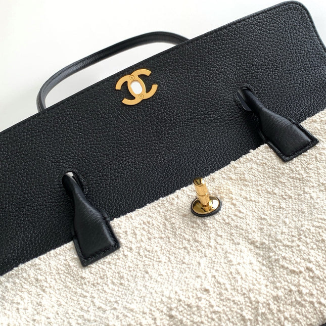 CHANEL 26S TOP HANDLE SHOPPING BAG 30 IN BLACK CALFSKIN AND IVORY FABRIC