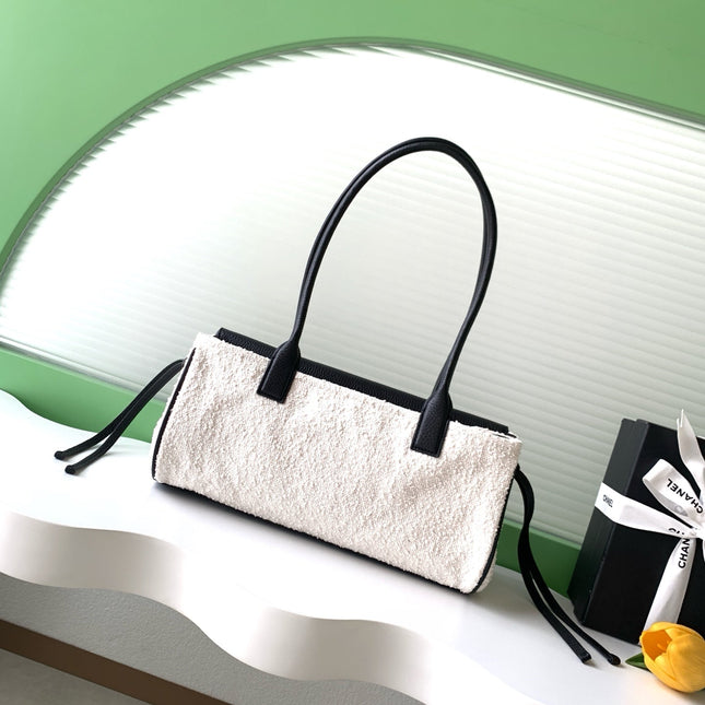 CHANEL 26S TOP HANDLE SHOPPING BAG 30 IN BLACK CALFSKIN AND IVORY FABRIC
