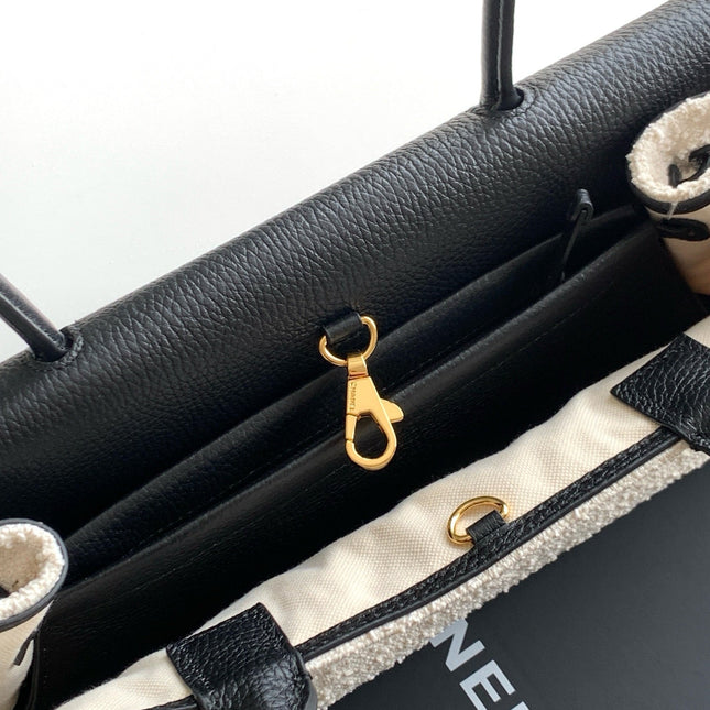 CHANEL 26S TOP HANDLE SHOPPING BAG 30 IN BLACK CALFSKIN AND IVORY FABRIC