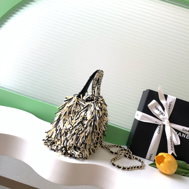 CHANEL 26S SMALL FRINGE KELLY 19 IN BLACK AND IVORY RAFFIA WOOD
