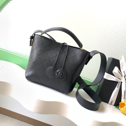 CHANEL 26S BUCKET SHOULDER BAG 26 IN BLACK CALFSKIN GOLD HARDWARE