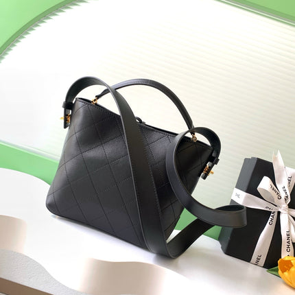 CHANEL 26S BUCKET SHOULDER BAG 26 IN BLACK CALFSKIN GOLD HARDWARE